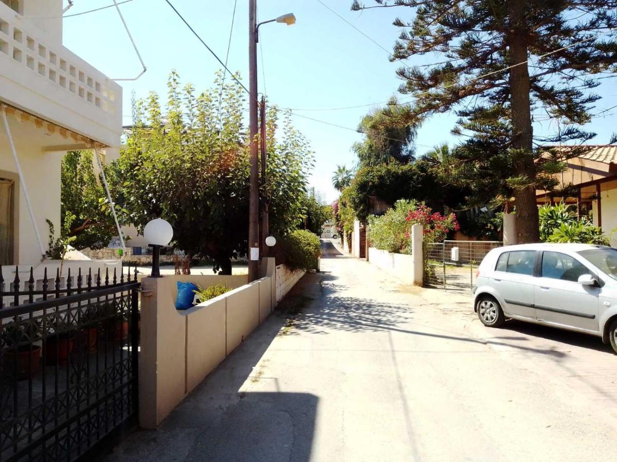 Irini Apartments Platanias  Bagian luar foto
