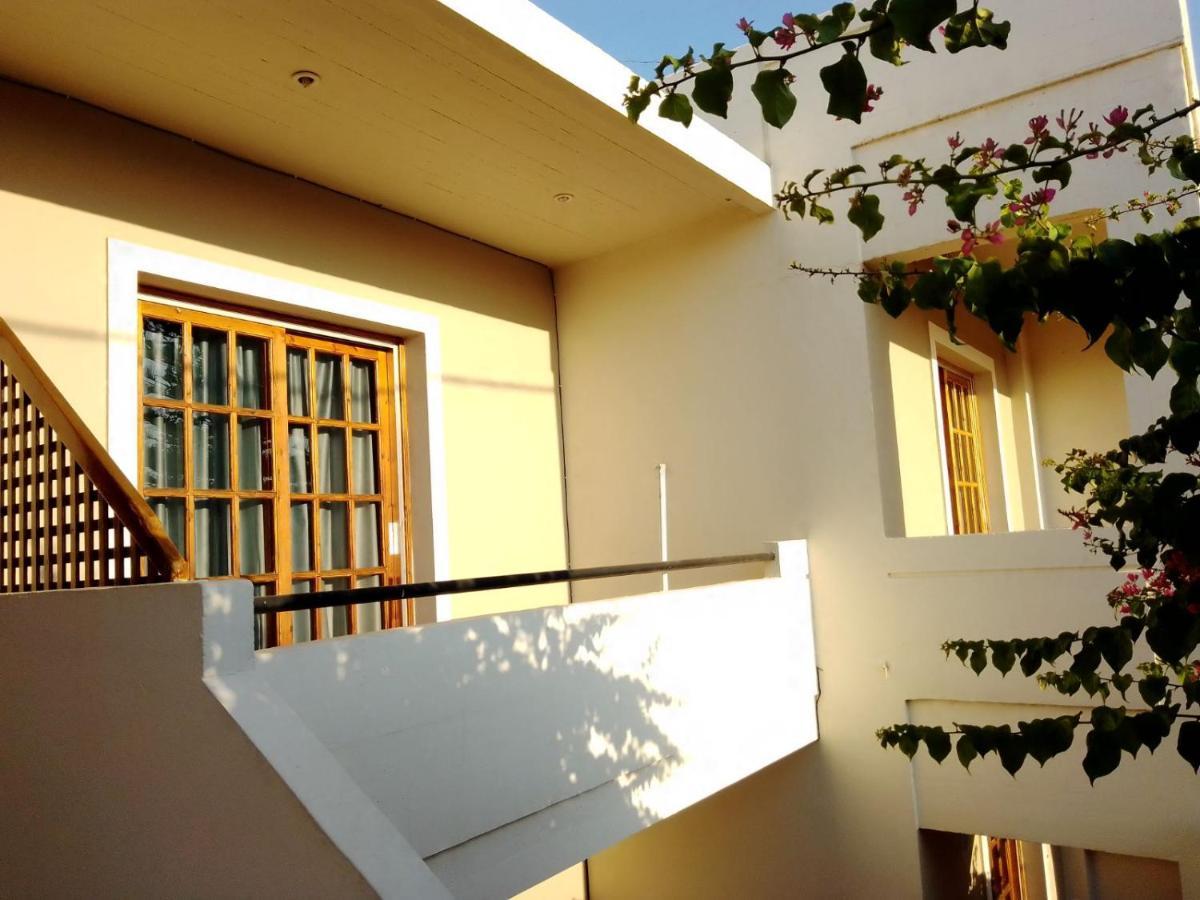 Irini Apartments Platanias  Bagian luar foto
